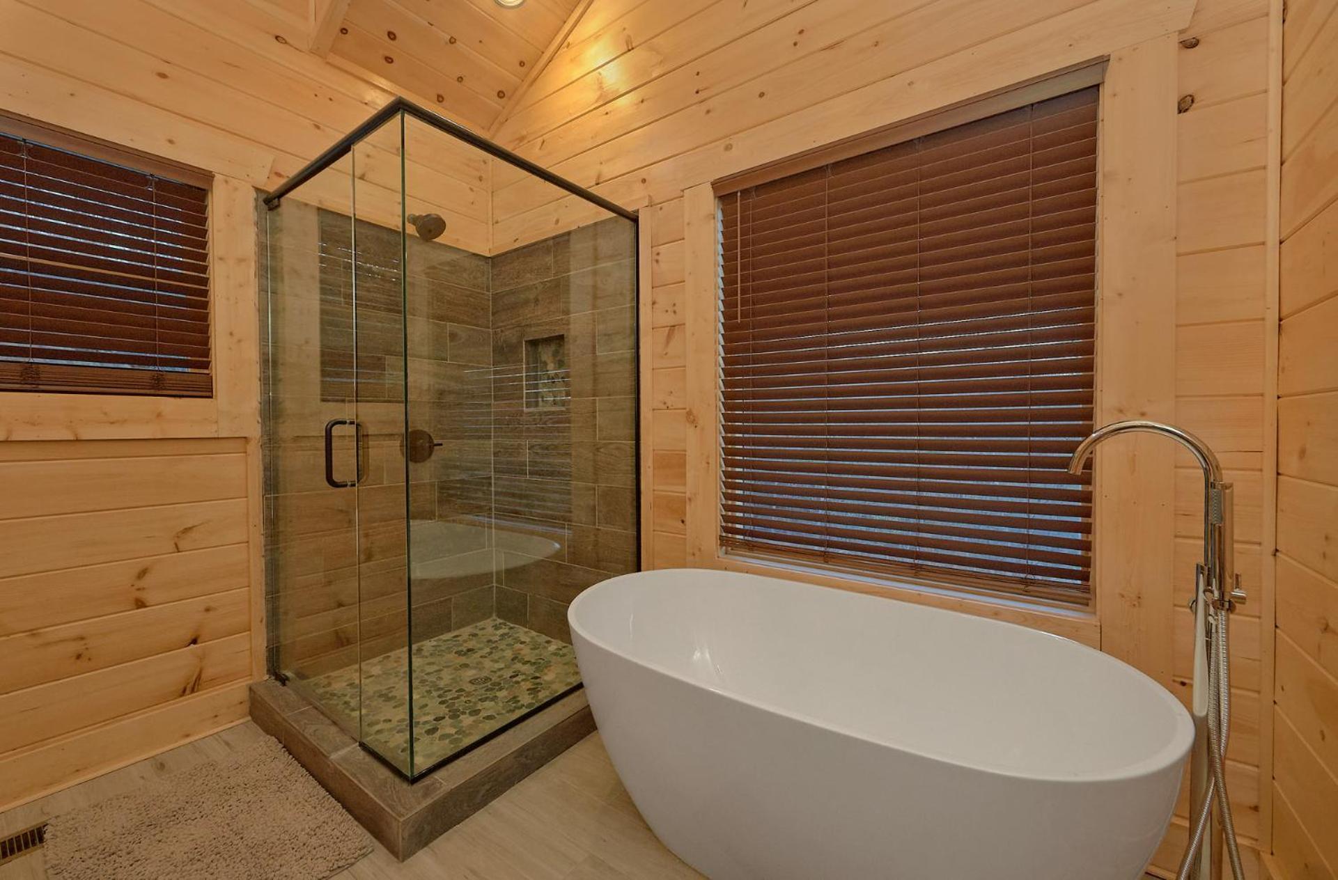 Misty Mountain Adventure Lodge جاتلينبرج المظهر الخارجي الصورة